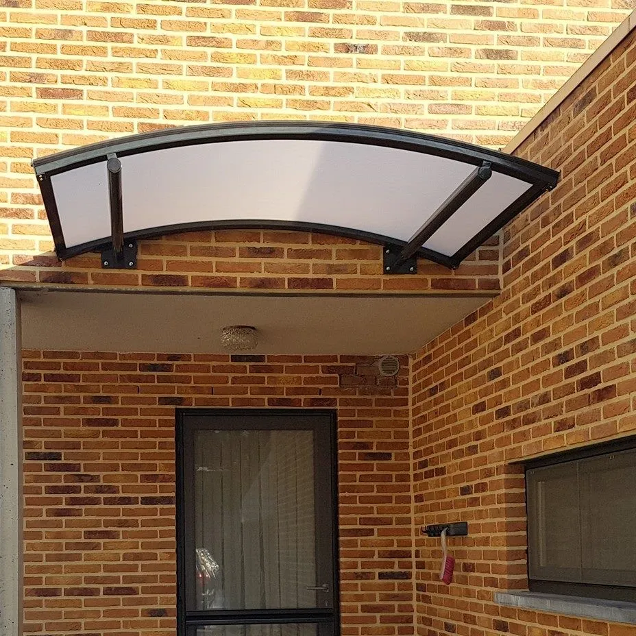 Bari: pergola of carport op maat