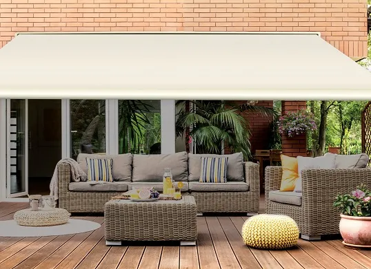 Uitvalscherm met stoelen