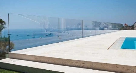 Garde-corps Glass installé